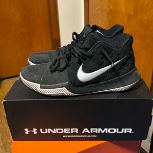 nike kyrie 3 black basketball shoe size 9